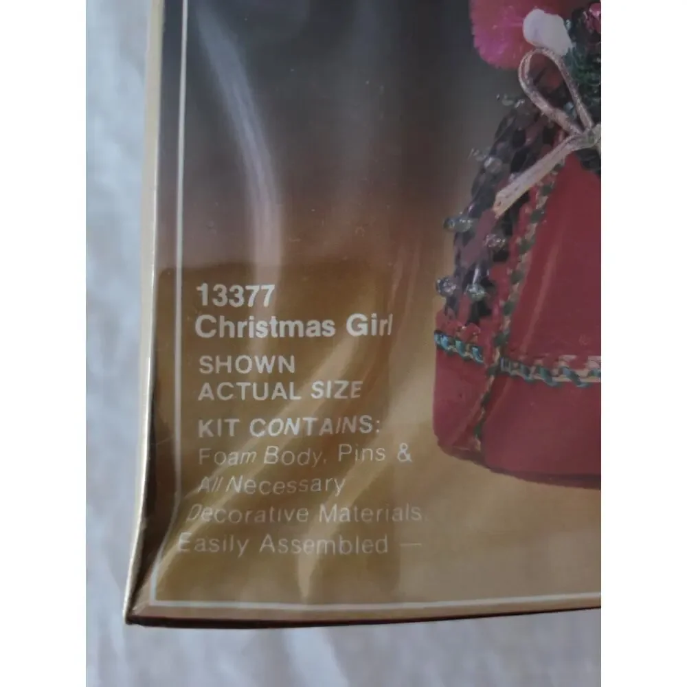 Walco Li'l Missy Beaded Doll Kit Sequin Vintage Christmas Girl #13377